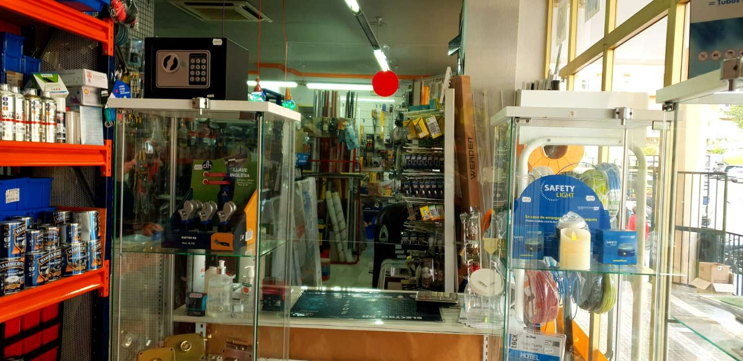 Shop for rent in Parque de la Paloma (Benalmádena)