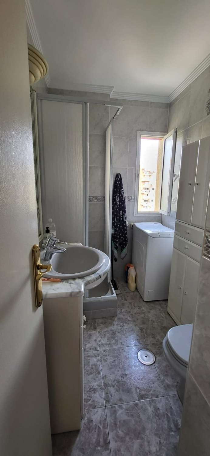 Flat for sale in Benalmádena