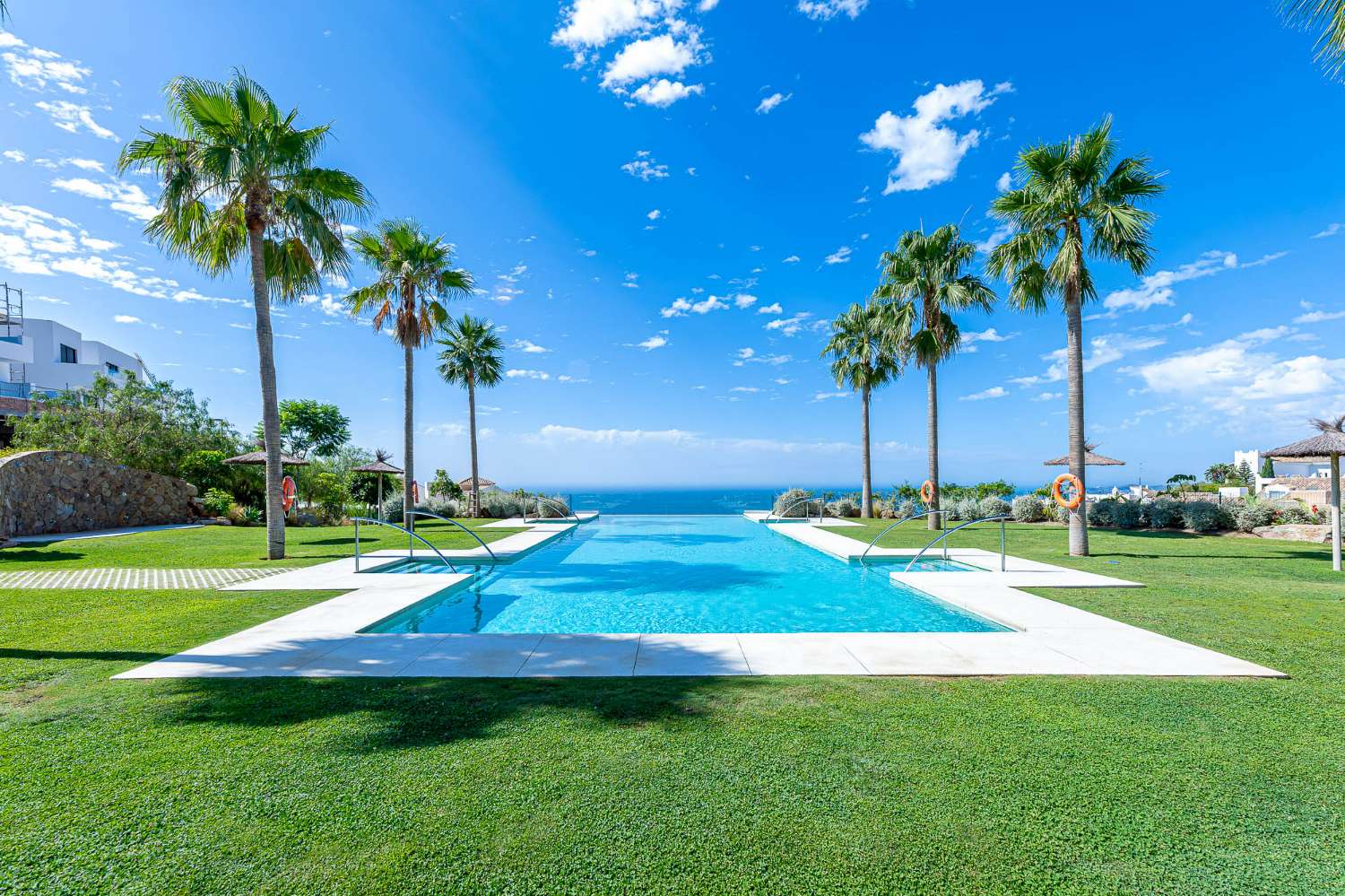 Villa in vendita a Benalmádena