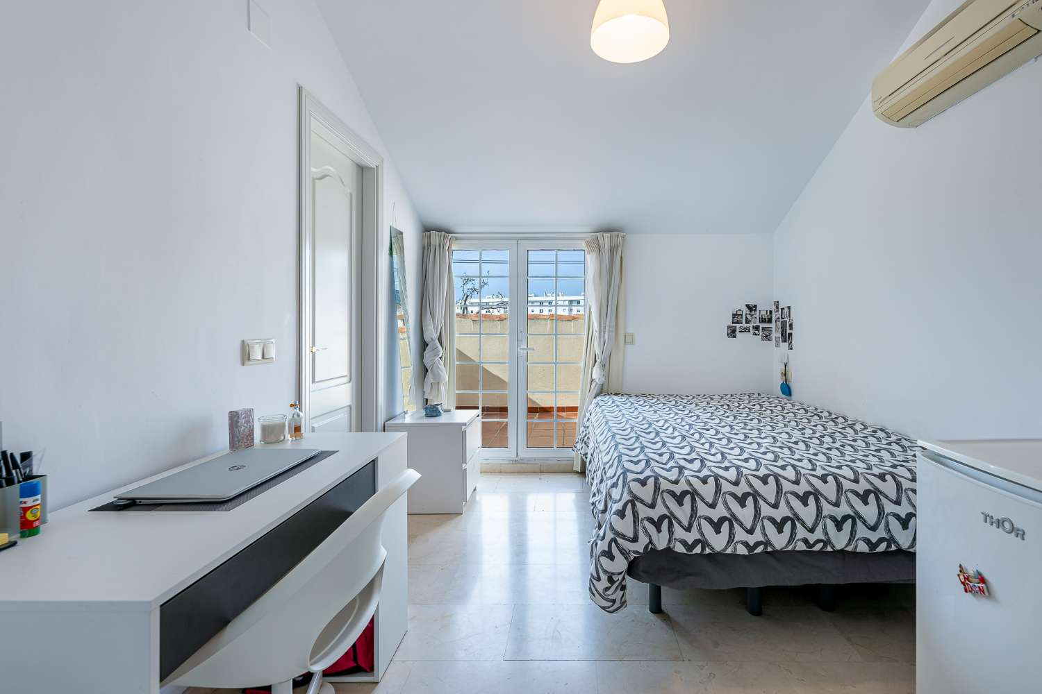 Duplex for sale in Arroyo de la Miel (Benalmádena)