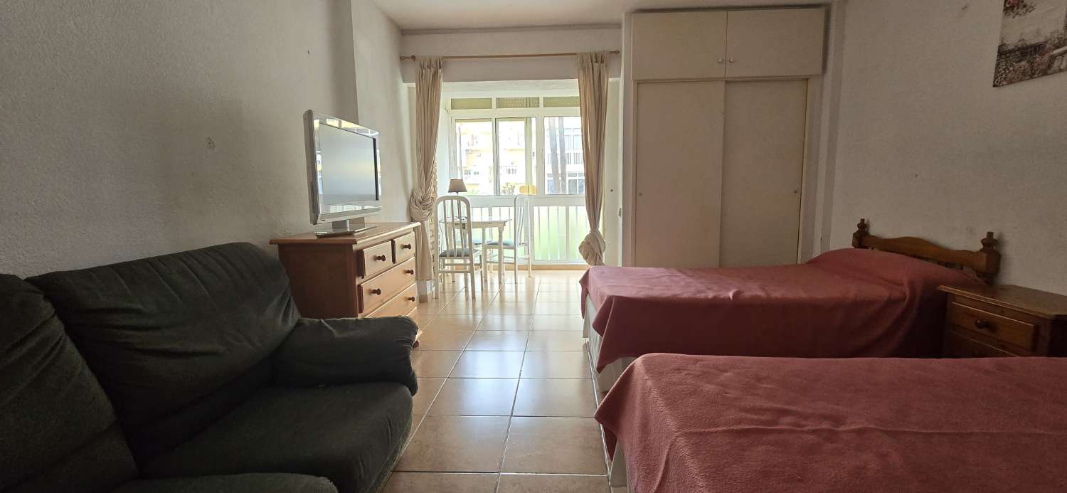 Studio Flat for sale in Benalmádena
