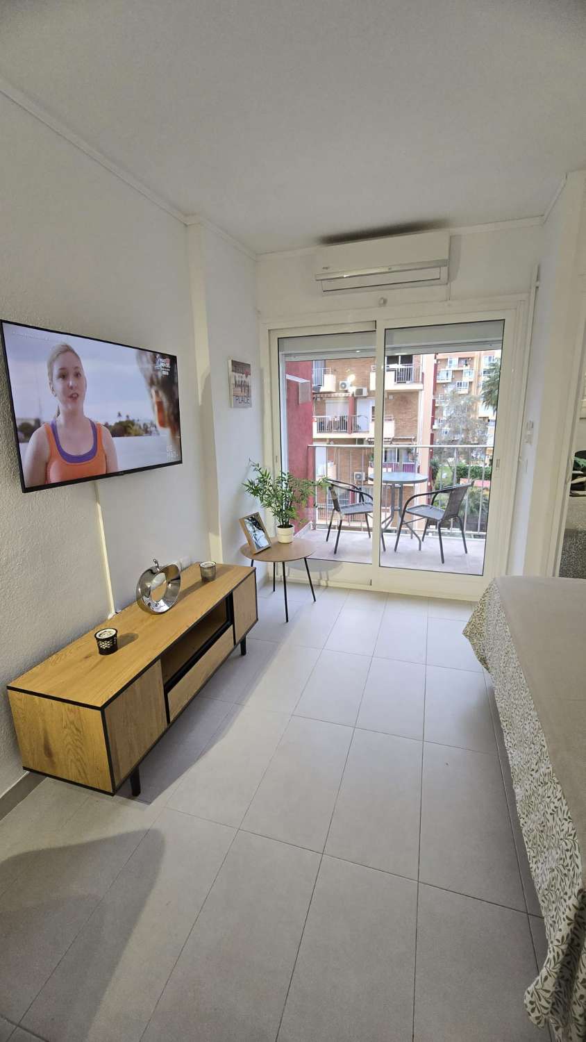 Studio Flat for sale in Benalmádena
