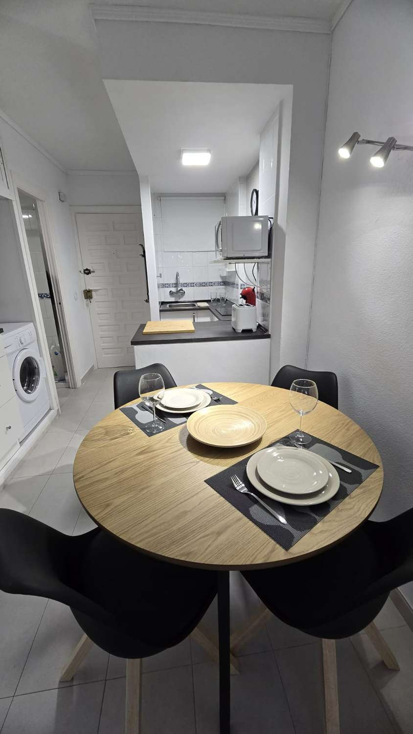 Studio Flat for sale in Benalmádena
