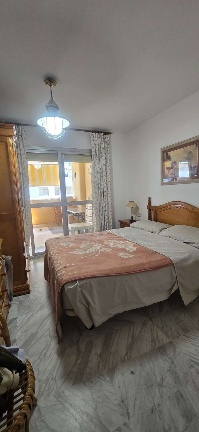 AMPLIO PISO DE DOS DORMITORIOS EN MYRAMAR PLAYA