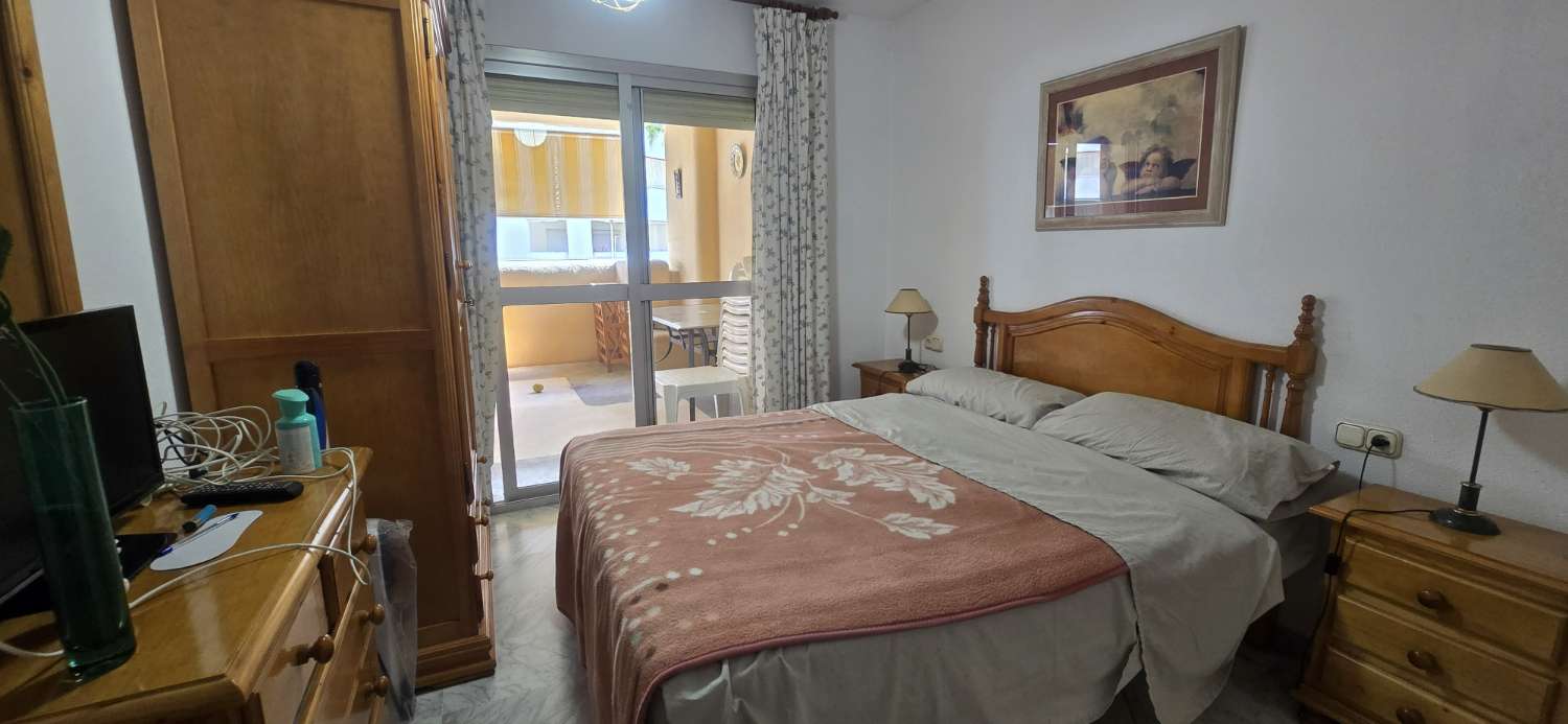 AMPLIO PISO DE DOS DORMITORIOS EN MYRAMAR PLAYA