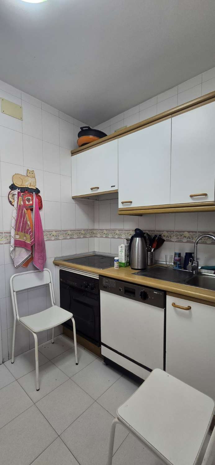 AMPLIO PISO DE DOS DORMITORIOS EN MYRAMAR PLAYA