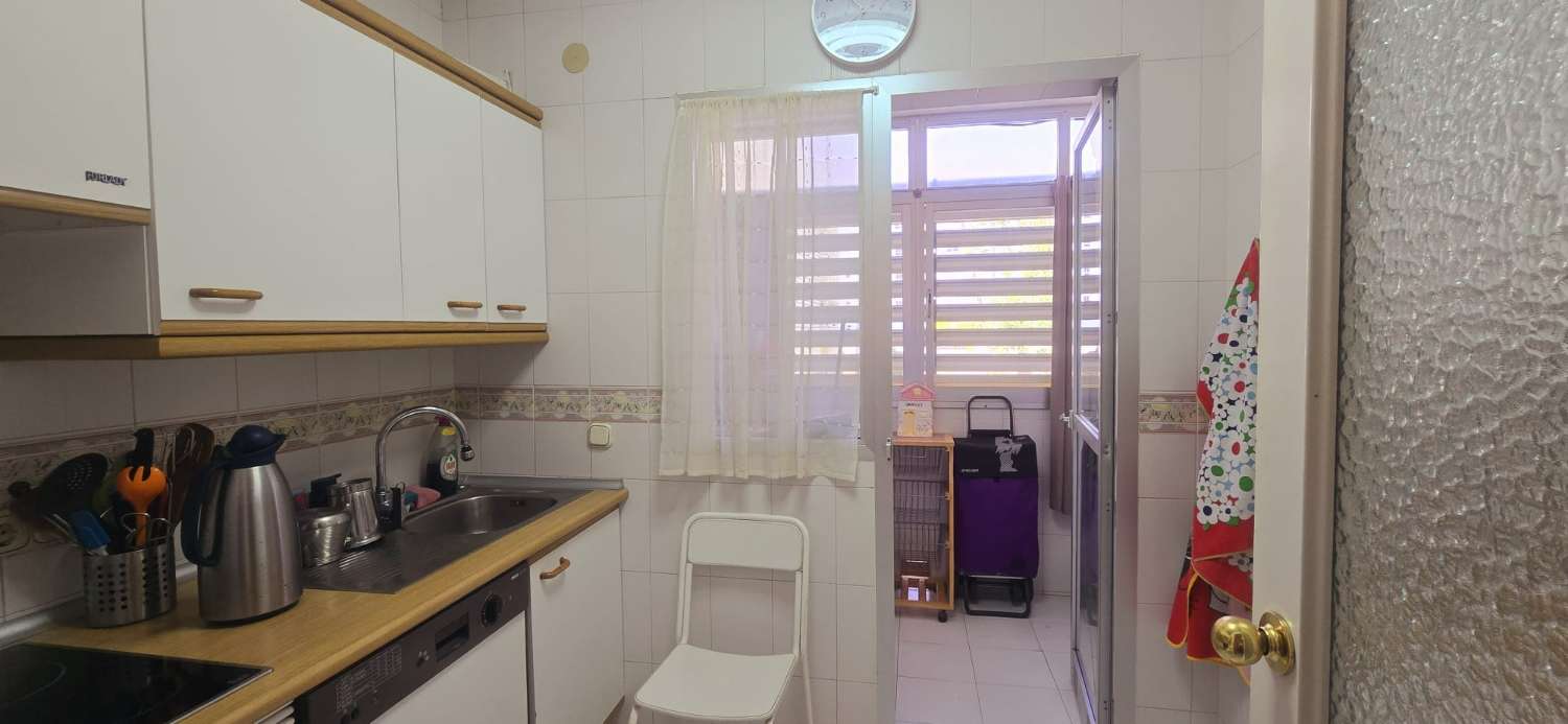 PISO DE DOS DORMITORIOS EN MYRAMAR PLAYA CON AMPLIA TERRAZA