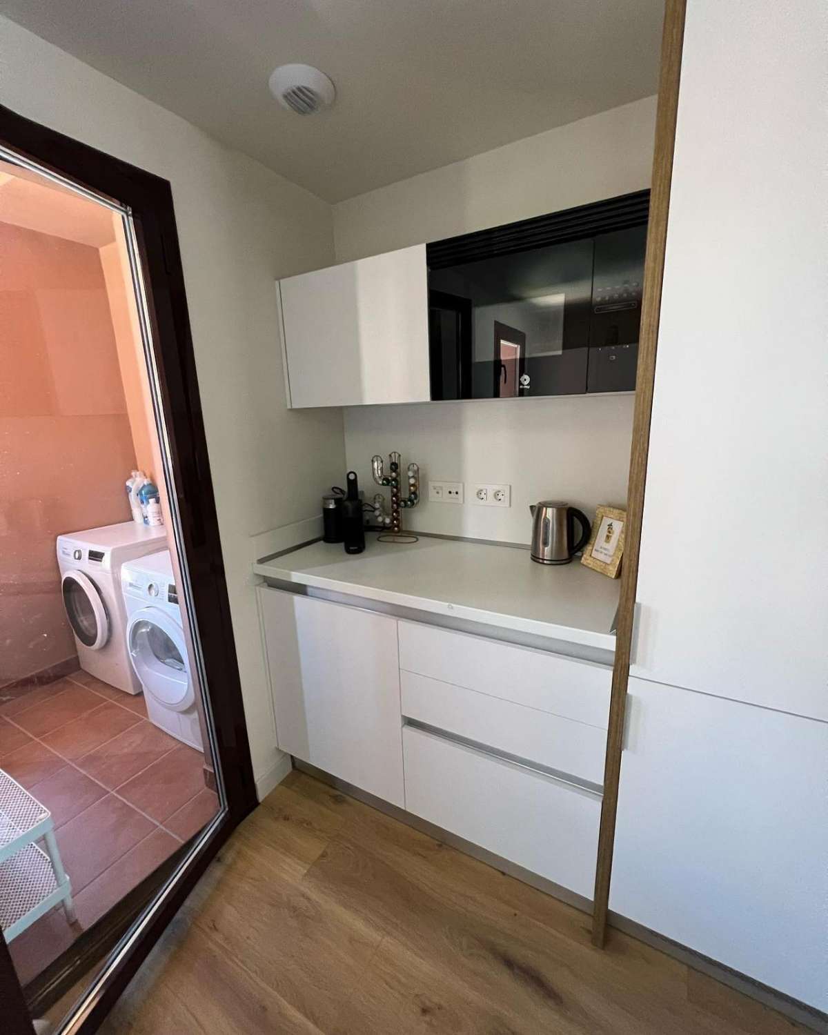 EN VENTA HERMOSO PISO EN BONITA URBANIZACIÓN RESIDENCIAL Y UBICACIÓN PERFECTA