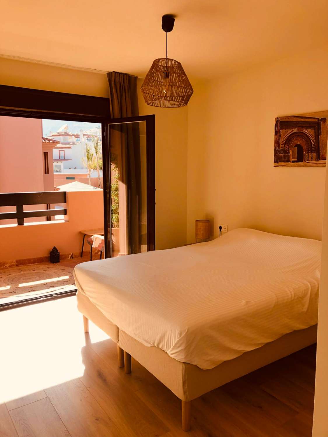 EN VENTA HERMOSO PISO EN BONITA URBANIZACIÓN RESIDENCIAL Y UBICACIÓN PERFECTA