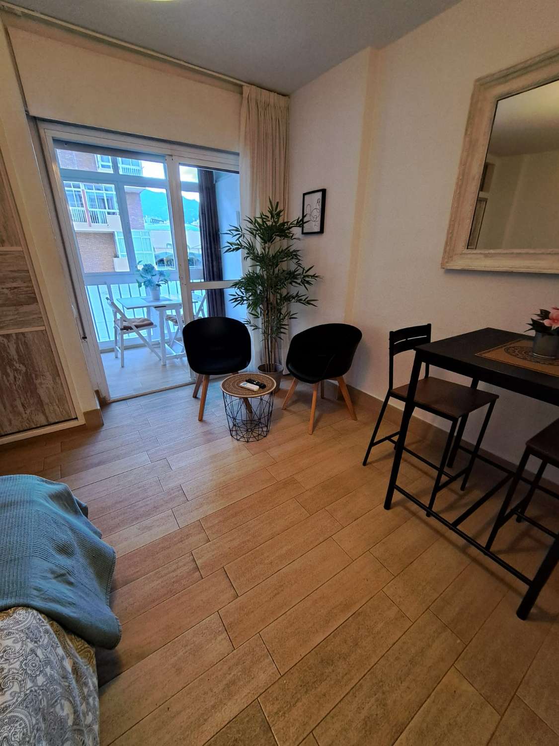 Estudio en Edificio Gamonal reformado y con alta rentabilidad