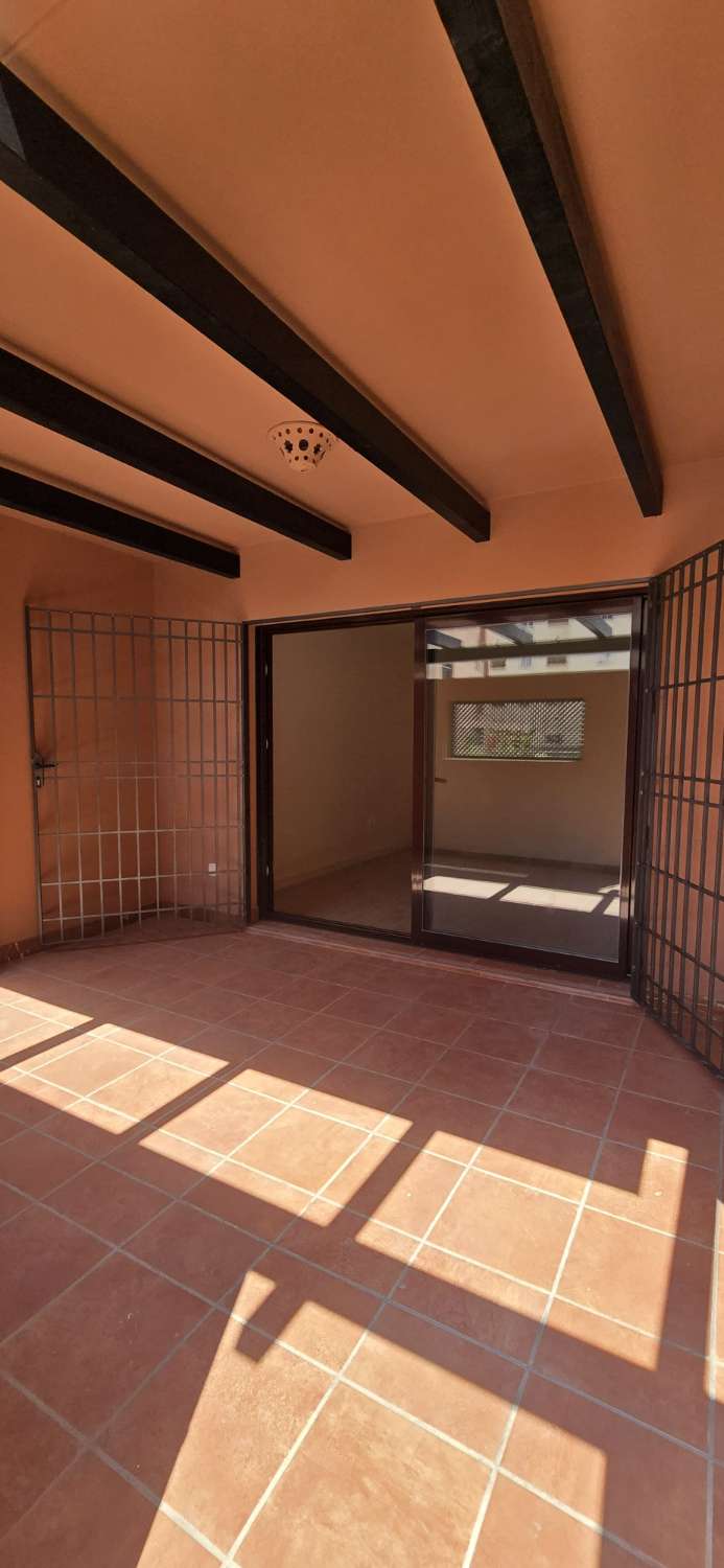 ALQUILER VIVIENDA A ESTRENAR EN ZONA MYRAMAR
