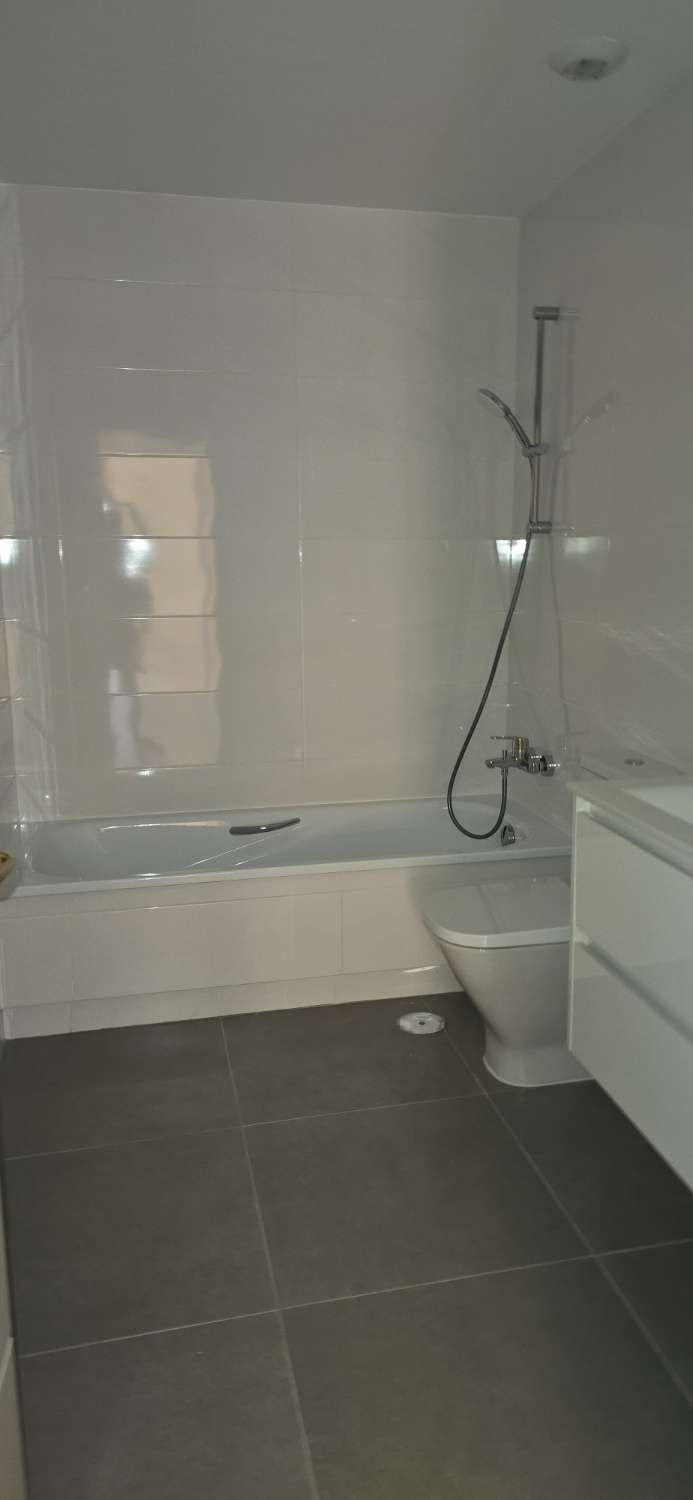 ALQUILER VIVIENDA A ESTRENAR EN ZONA MYRAMAR