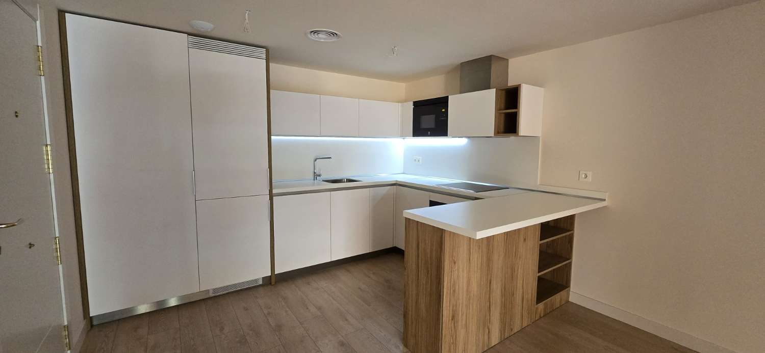 ALQUILER VIVIENDA A ESTRENAR EN ZONA MYRAMAR