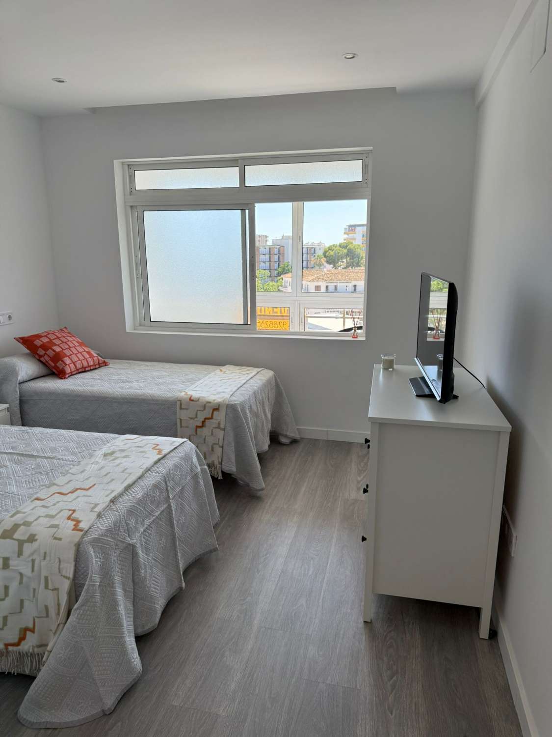 EN VENTA PISO REFORMADO CON IMPRESIONANTES VISTAS