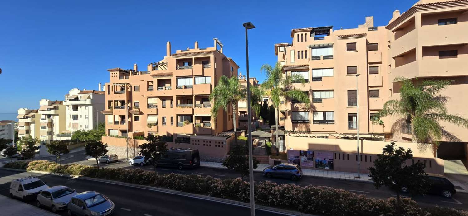 ALQUILER PISO DE DOS DORMITORIOS ARROYO DE LA MIEL