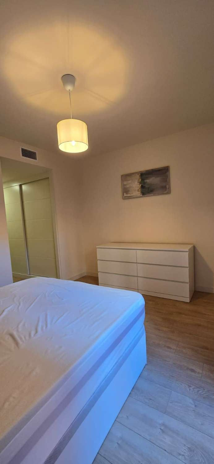 ALQUILER VIVIENDA A ESTRENAR EN URBANIZACIÓN MYRAMAR DOS