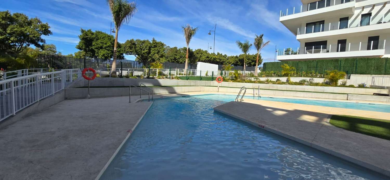 PISO  A ESTRENAR EN LOS ÁLAMOS, TORREMOLINOS