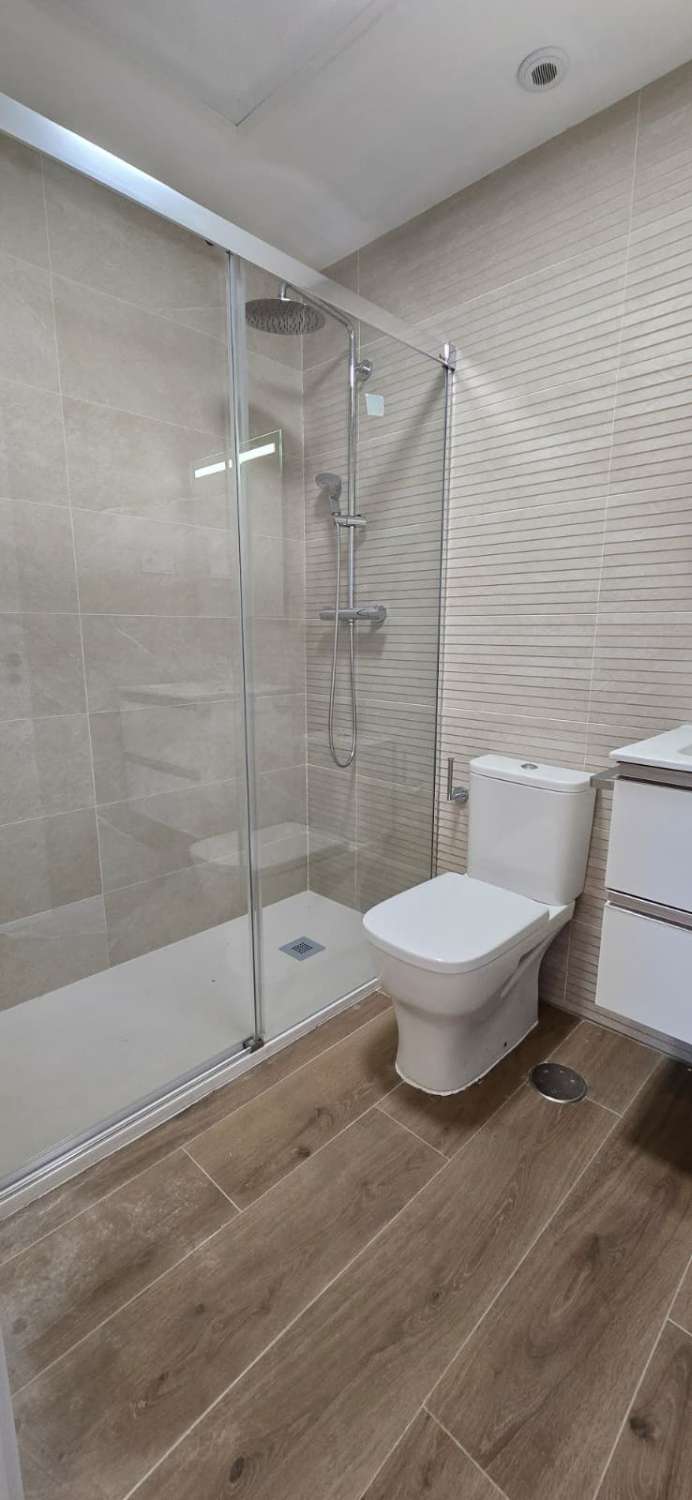 PISO  A ESTRENAR EN LOS ÁLAMOS, TORREMOLINOS