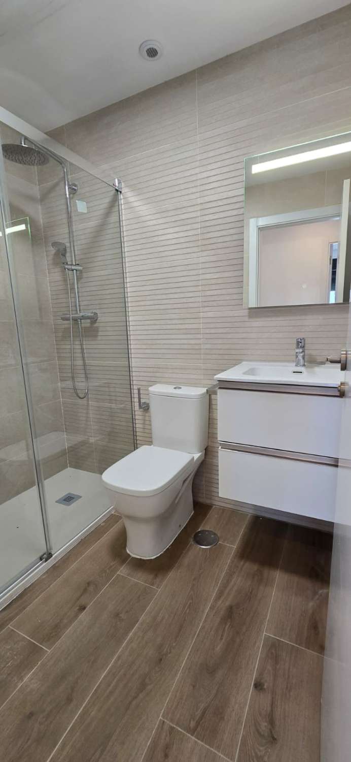 PISO  A ESTRENAR EN LOS ÁLAMOS, TORREMOLINOS