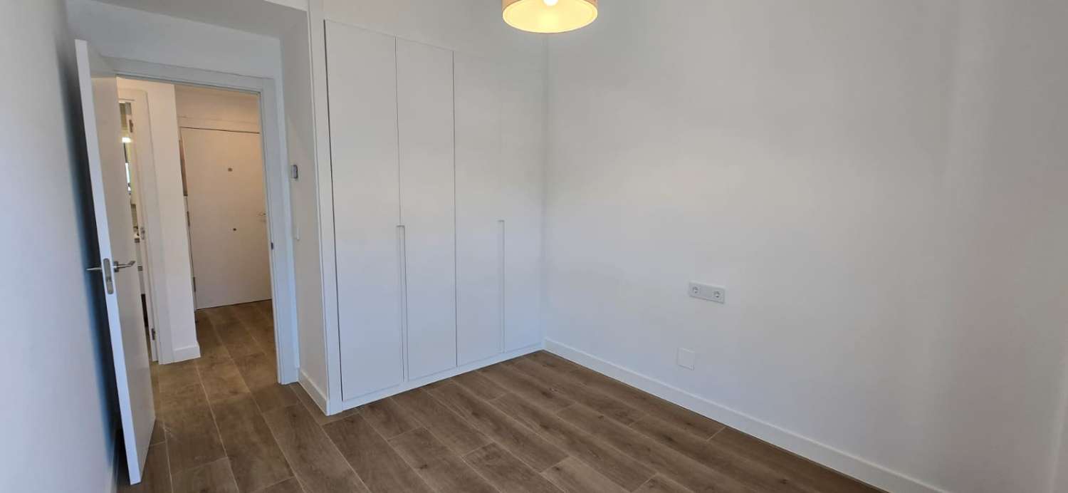 PISO  A ESTRENAR EN LOS ÁLAMOS, TORREMOLINOS