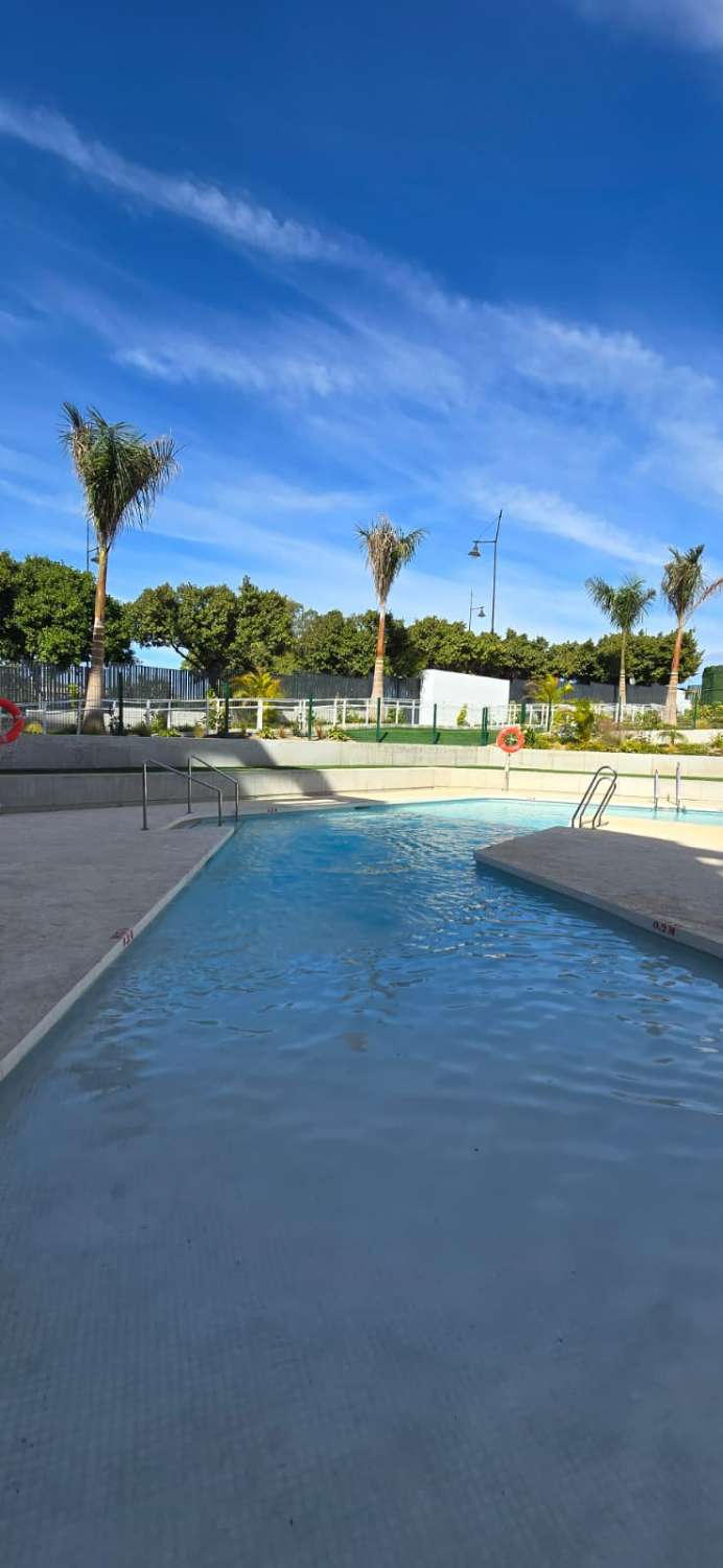 PISO  A ESTRENAR EN LOS ÁLAMOS, TORREMOLINOS