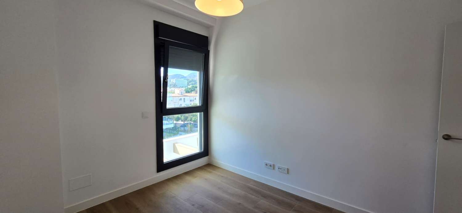 PISO  A ESTRENAR EN LOS ÁLAMOS, TORREMOLINOS