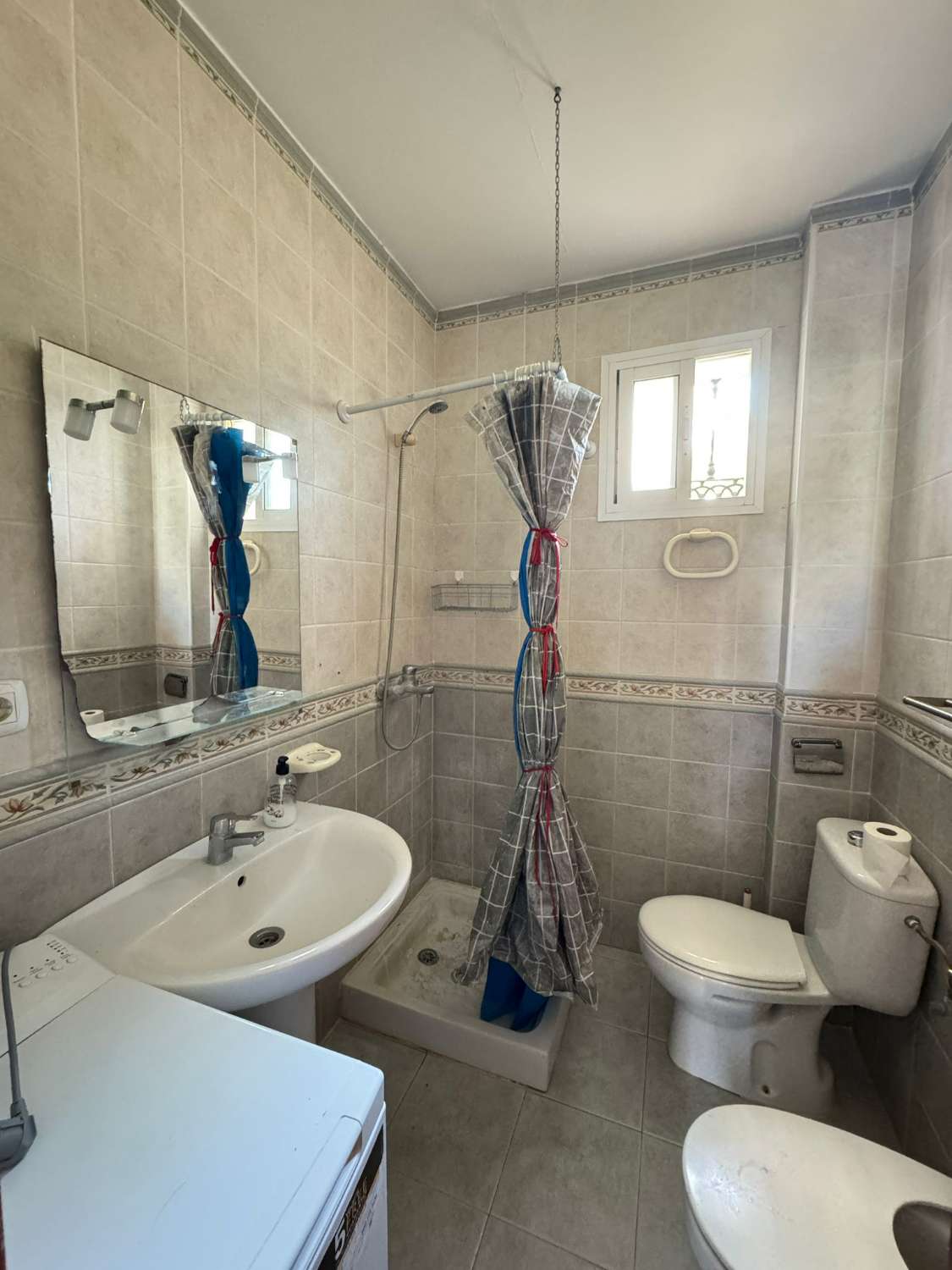 ALQUILER LARGA TEMPORADA DE PISO DOS DORMITORIOS