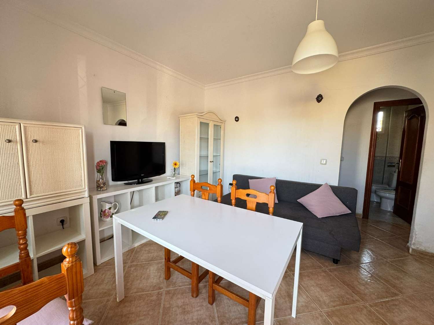 ALQUILER LARGA TEMPORADA DE PISO DOS DORMITORIOS